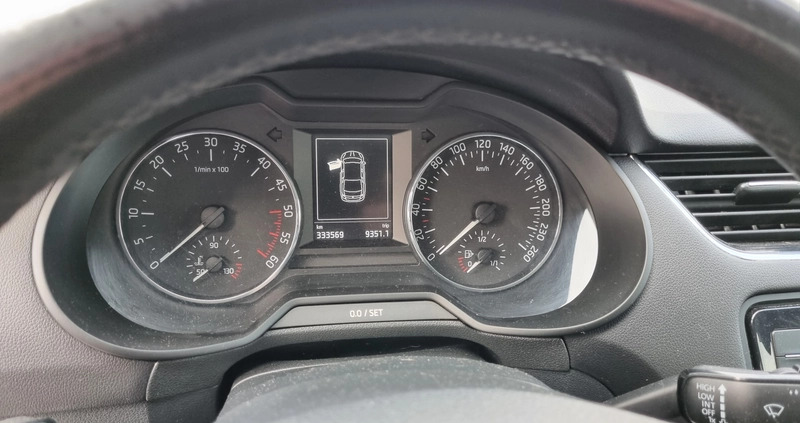 Skoda Octavia cena 22500 przebieg: 333569, rok produkcji 2014 z Pełczyce małe 172